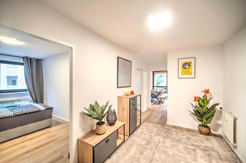 Spacious Apartment Balcony Parking 2 Min to Oktoberfest - 3