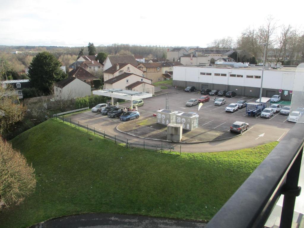 LIMOGES, joli, assansseur, accéss direct CHU, facs, A20 et N141 - 2