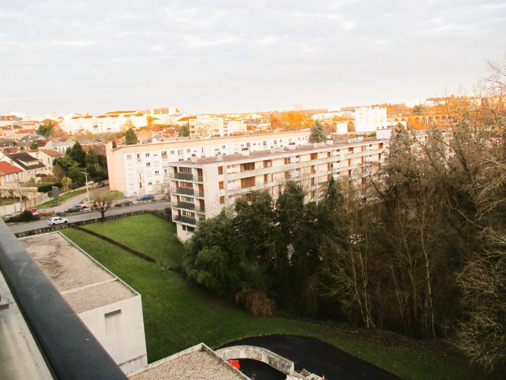 LIMOGES, joli, assansseur, accéss direct CHU, facs, A20 et N141 - 3