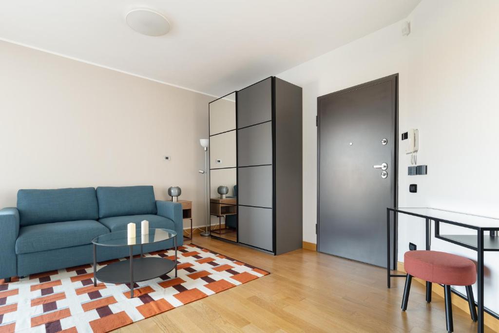 GuestHost - Traiano Comfy and Bright Studio - 1