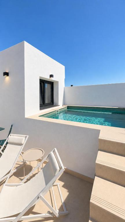 Avanel Private Pool Penthouse - 3