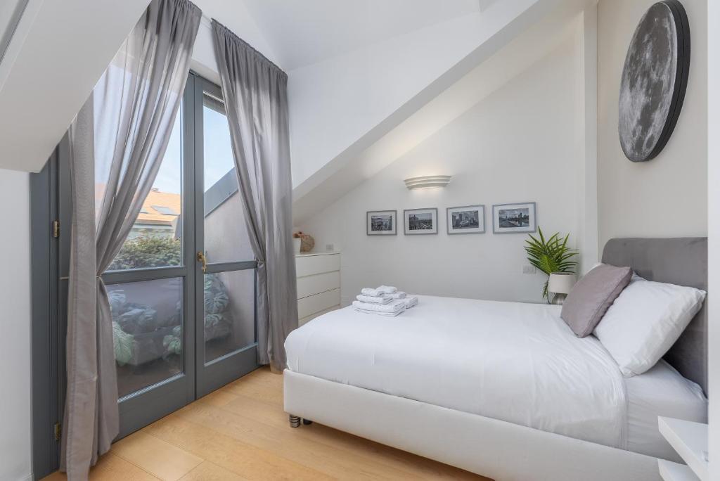 Penthouse - Terrace - 3 min to Metro - Central Station - 4