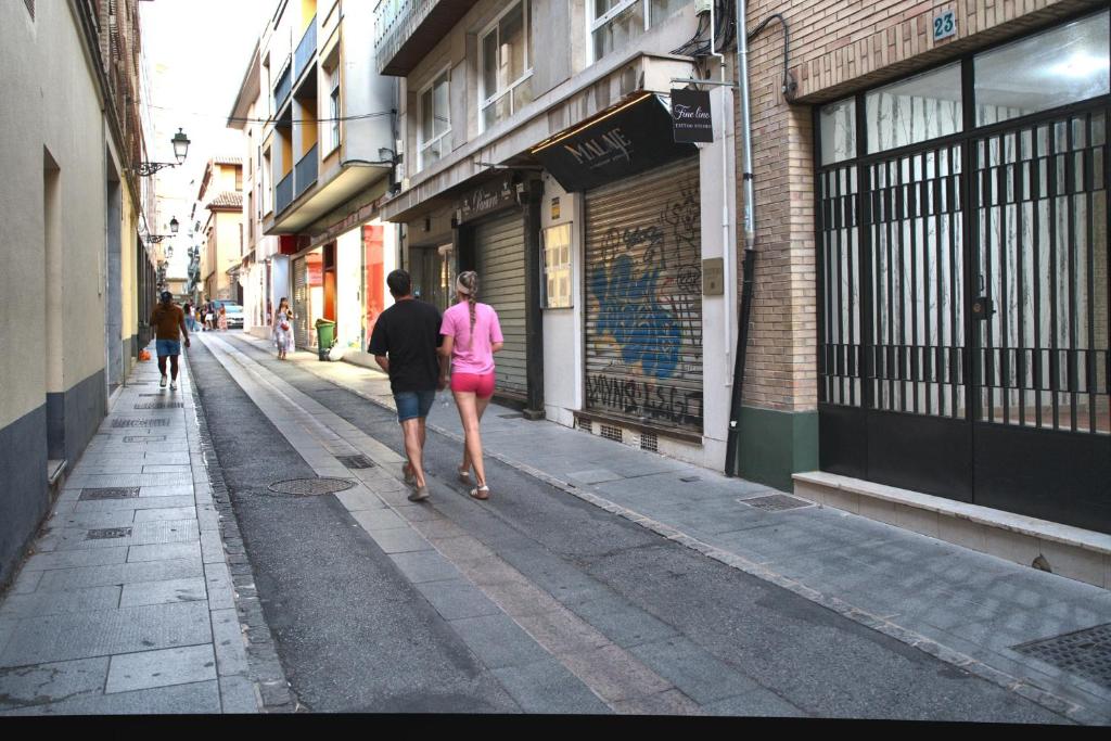 Apartamento en Centro con dos baños y parking - 2