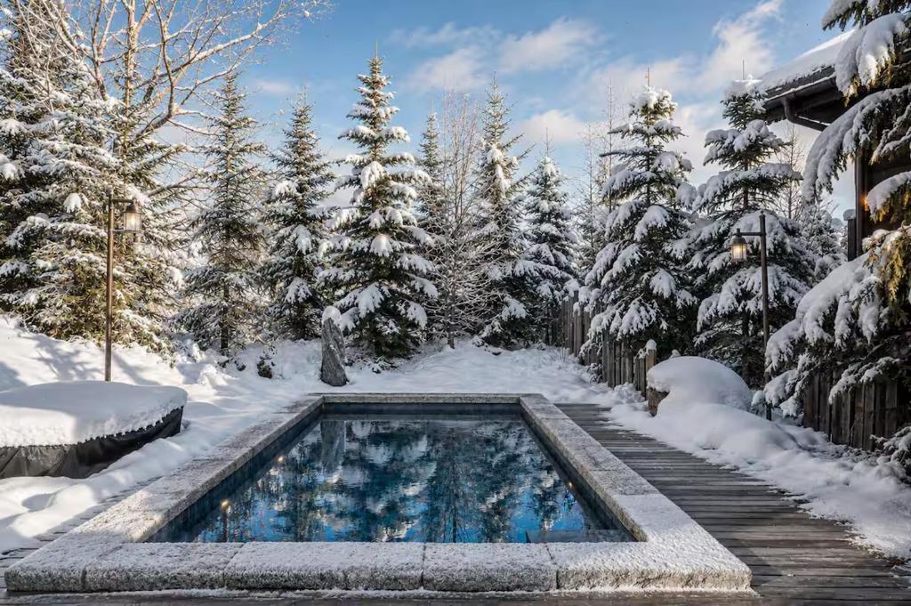Ilulissat Chalet BB, Pool and Driver - 4