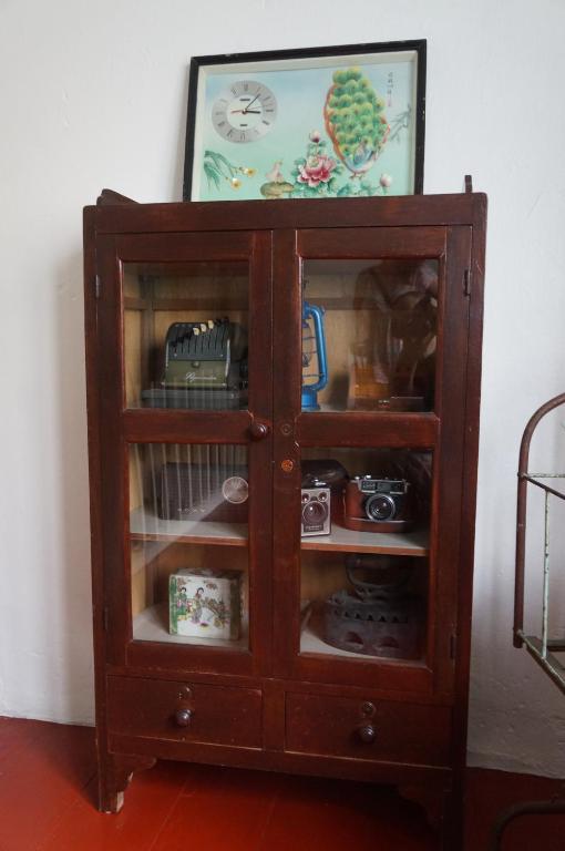 Shared lounge/TV area