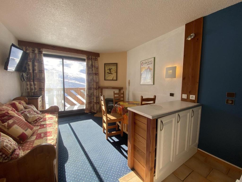 Résidence Machu - VAL THORENS location: Appartement avec vue sur les pistes, résidence skis aux pied MAE-9101 - 2