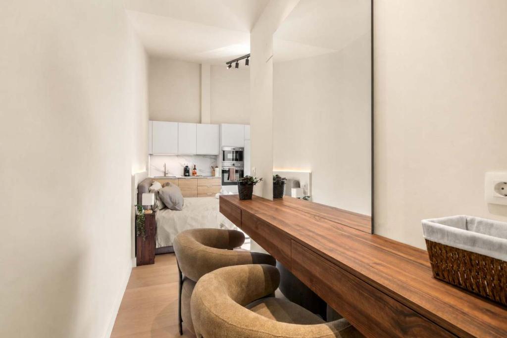 Calle Gordon Chic 1BR in Malaga Centro - 2