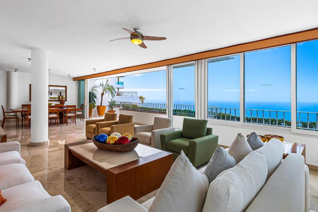 Grand Miramar APH1 | 4BR Penthouse + Ocean Views - 2