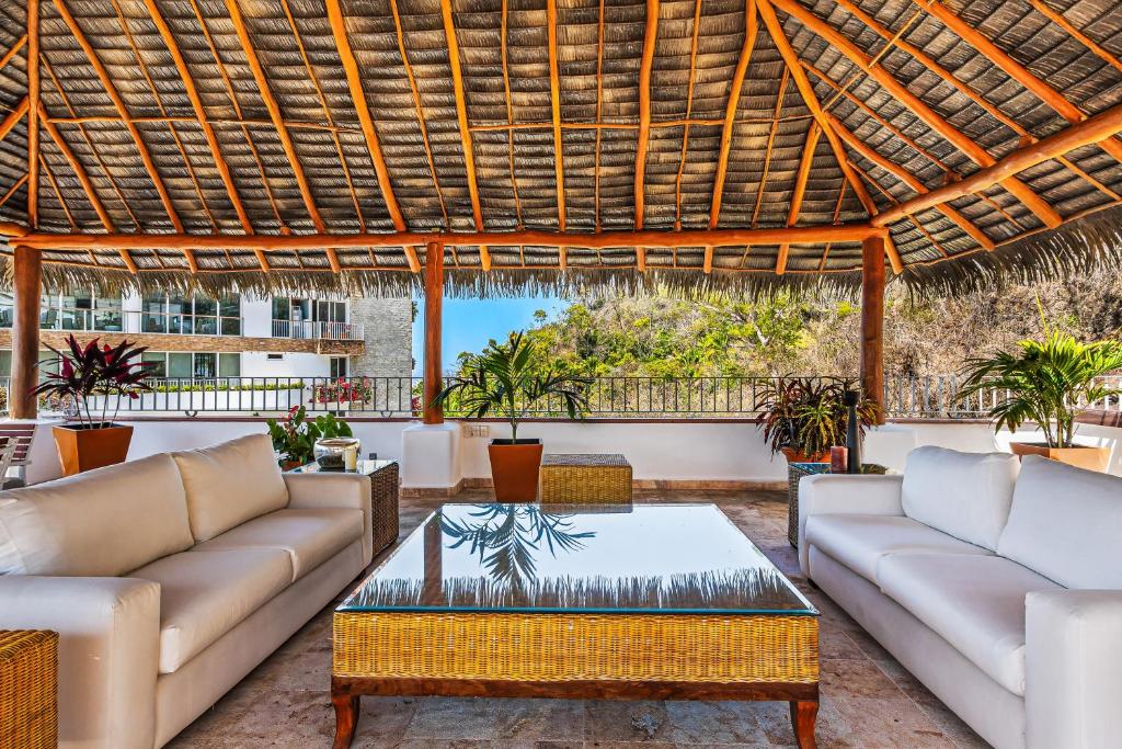 Grand Miramar APH1 | 4BR Penthouse + Ocean Views - 4