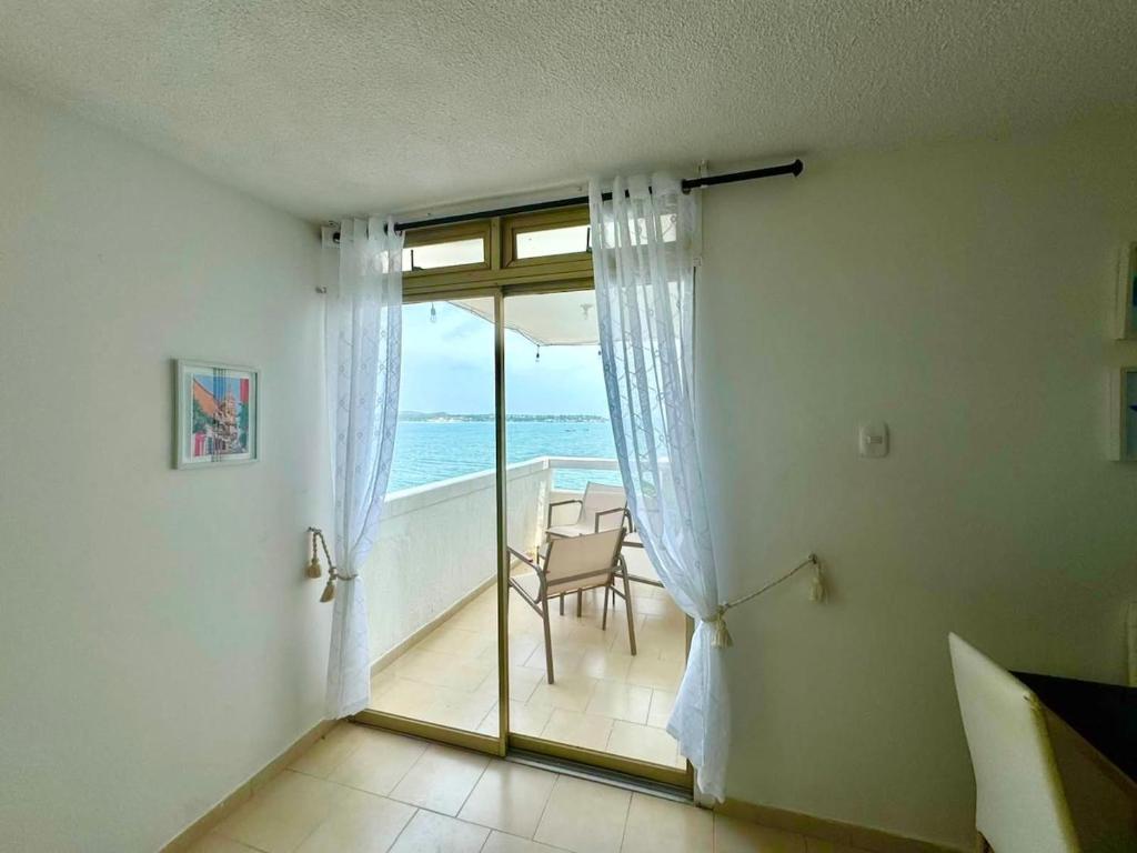 Acogedor apartamento con vista al mar a pasos de la playa - 4