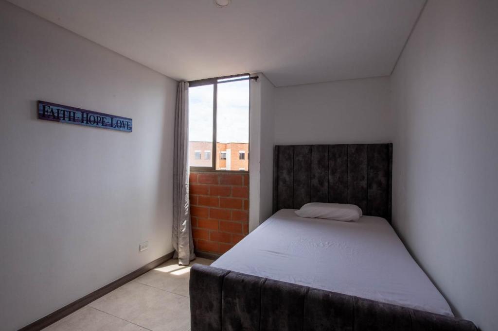 Medellín view loft vista City Pool gym - 5