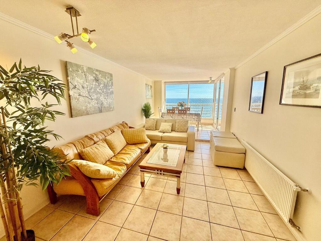 Stunning Ocean View with heated pool - 4