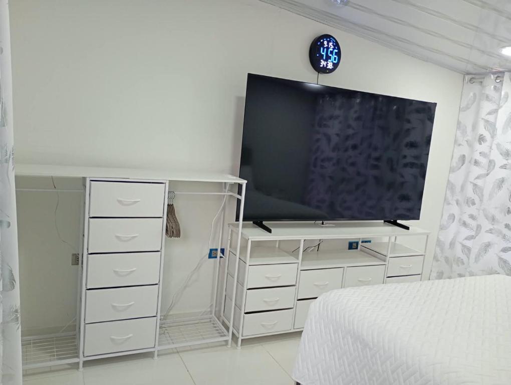 Apartasuite Moderno con Aire Acondicionado, WiFi 900MB y Acceso Autónomo - 5