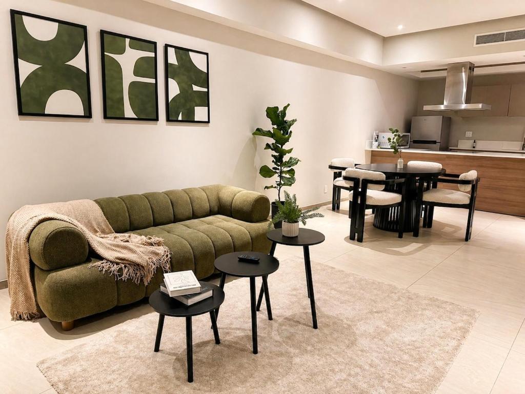 Modern Luxury Apartment Near Andares - 1