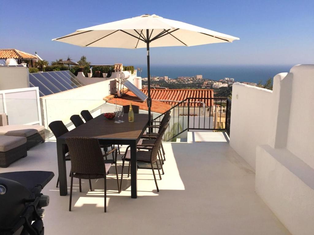 Unique townhouse in Benalmadena Pueblo - 4