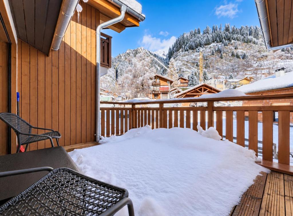 Large New Duplex, 10 People Mountain View & Terrace - 2