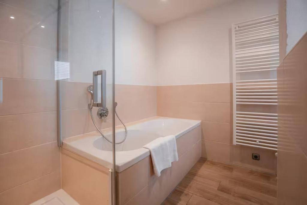 Elegantes Ferienhaus mit Wohlfühlatmosphäre für eine traumhafte und entspannte Auszeit mit der Familie - 4