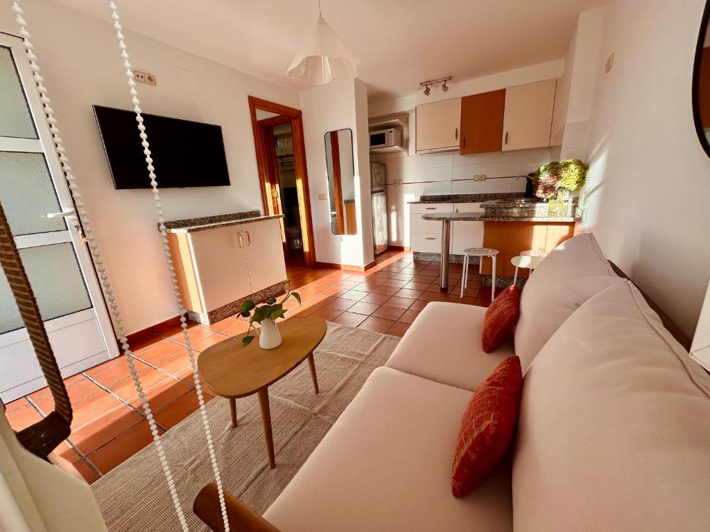 Coqueto apartamento en O Grove con jardín y parking - 4