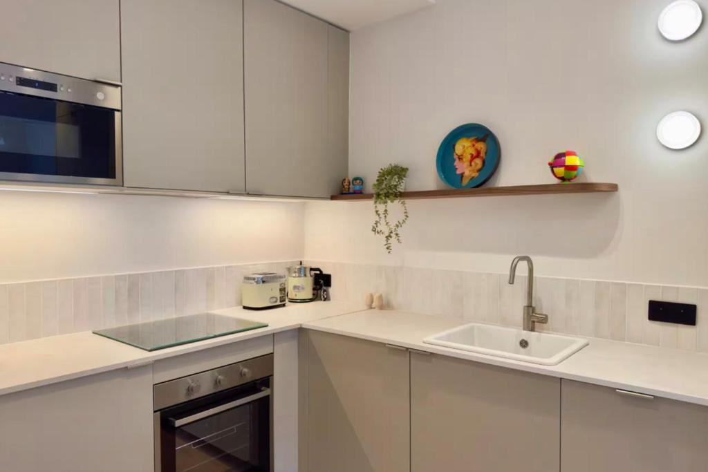3 FON - 2-bedroom apartment with terrace 3 min Palais - 4