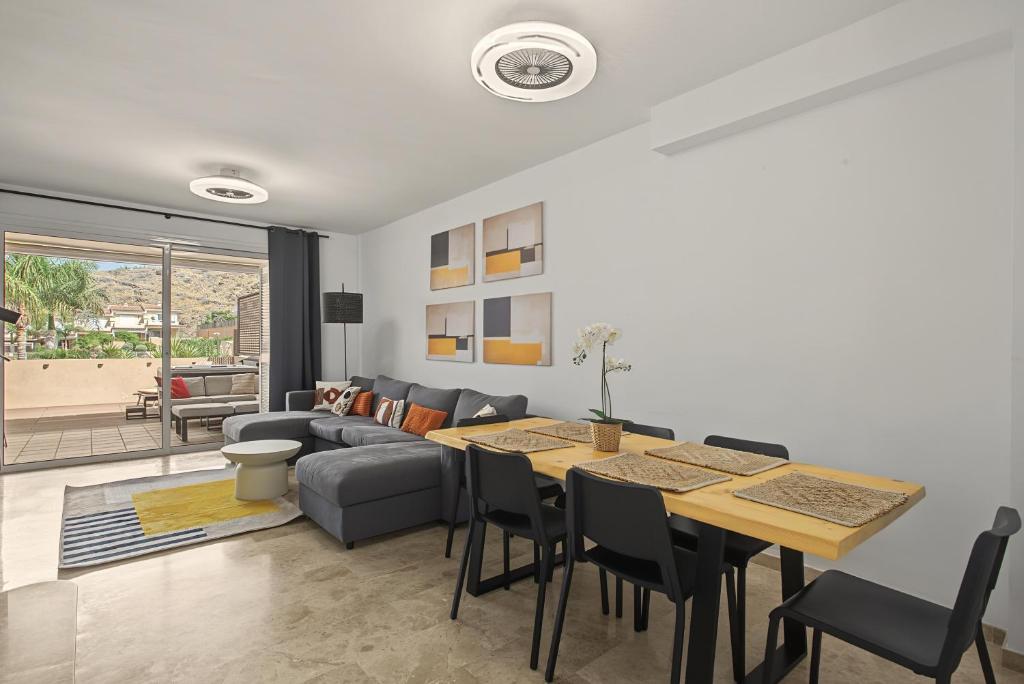 Townhouse Atlantic Luxury Stay - 5