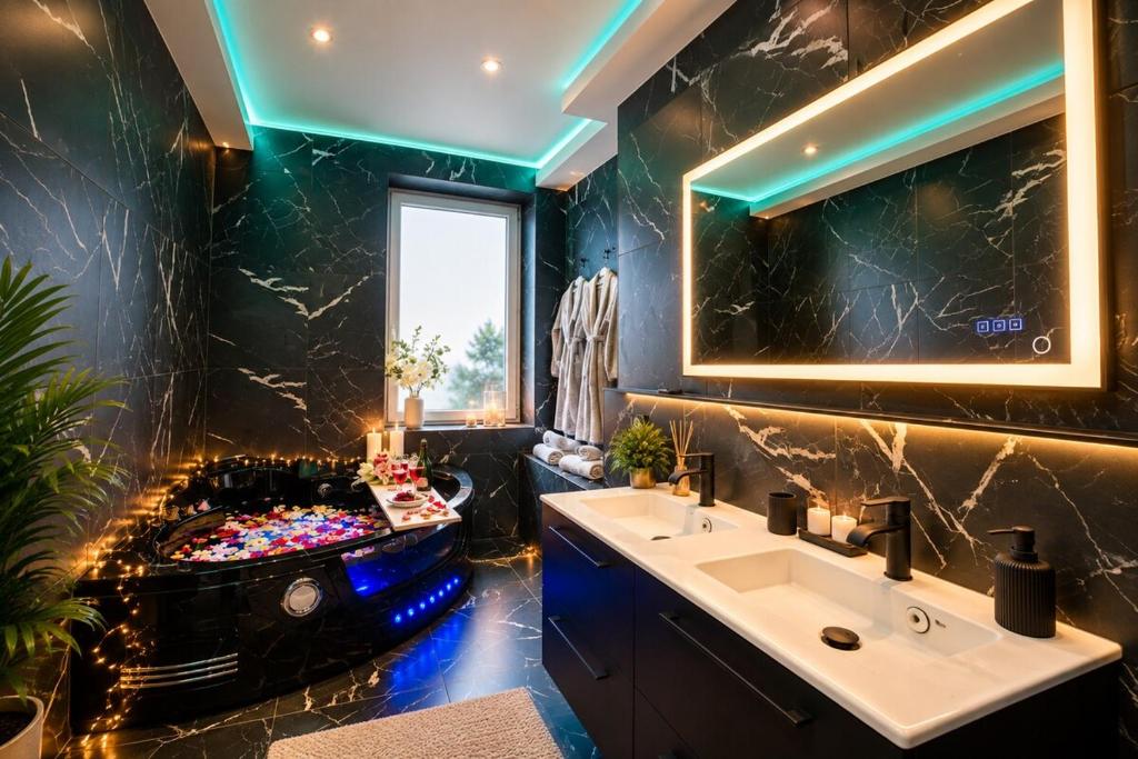 By FLB Property - POP ART & Jacuzzi, Mulhouse - 4