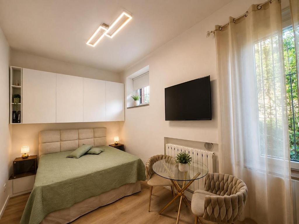 Romantic Studio - Dolce Lake View - 2