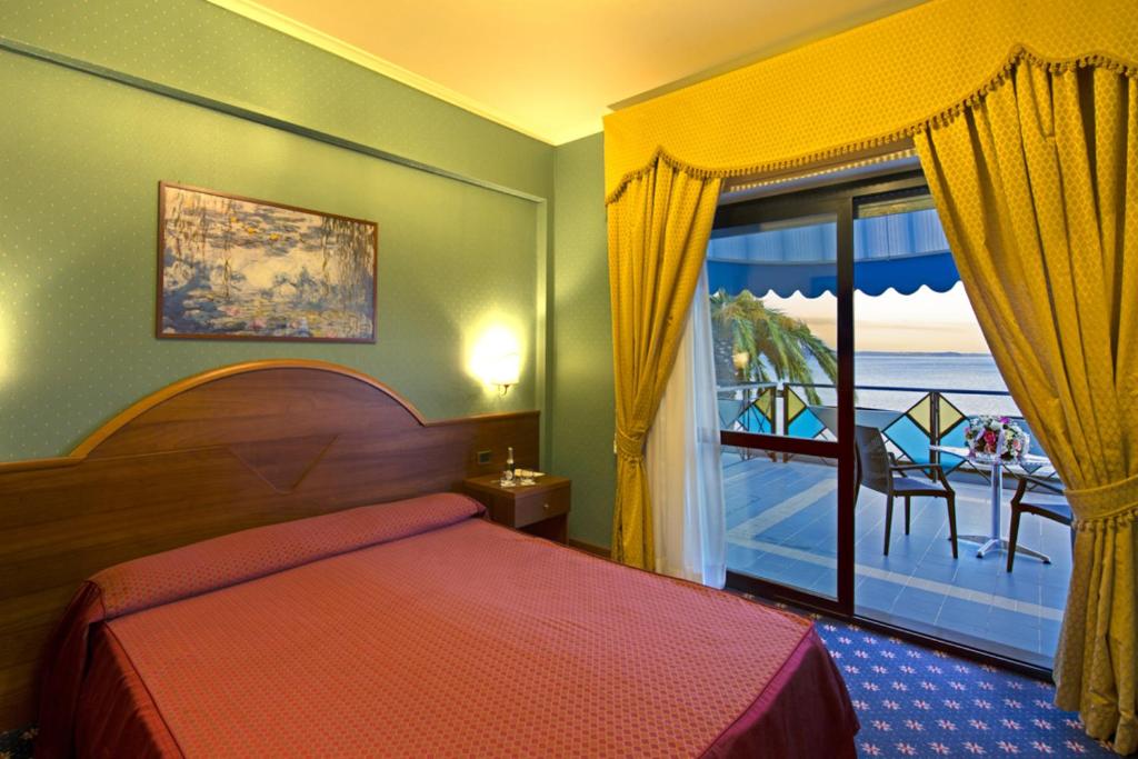 Hotel Lido - Beach and Palace photo