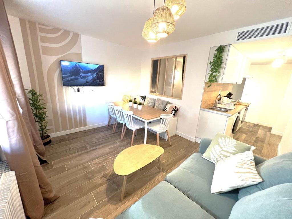 CARNOT T4 - Appartement Cannes Proche Palais & Plages 8P - 5