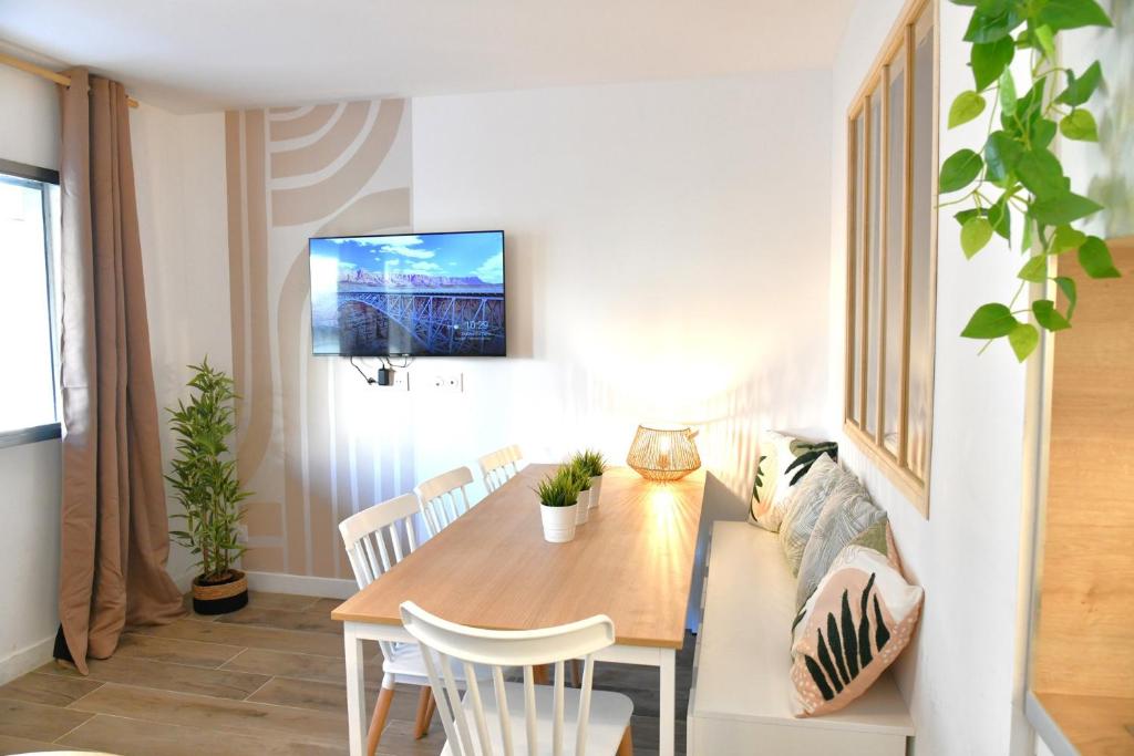 CARNOT T4 - Appartement Cannes Proche Palais & Plages 8P - 2