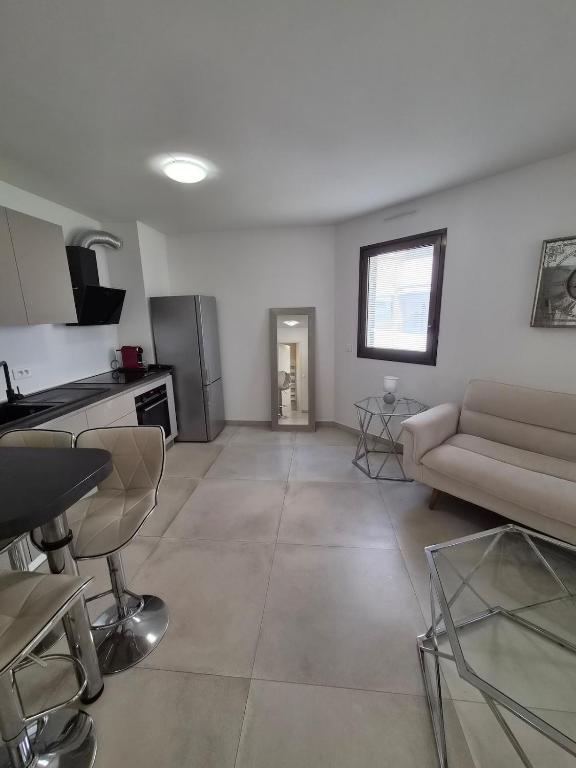 Chez Carmen-Rue d'Antibes - 5