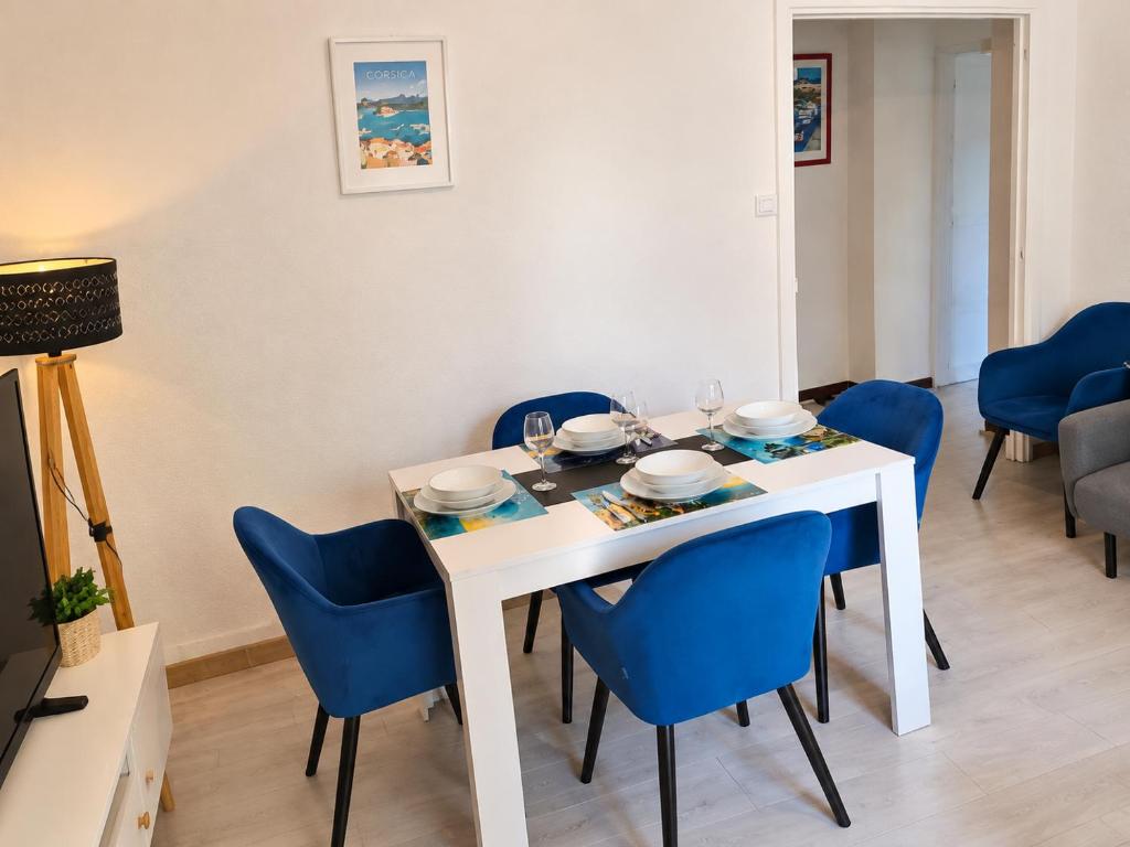 **** MER SEA 1 A 8 PERSONNES 80M2 A 120M DE LA MER **** - 5