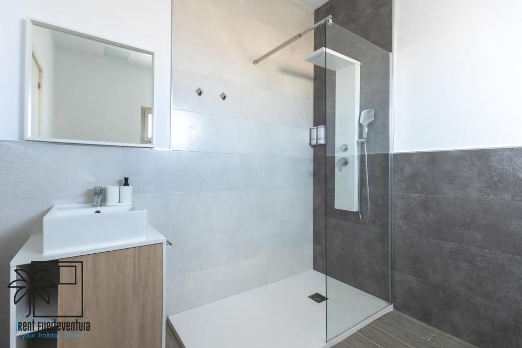 Lola Suite Lajares by iRent Fuerteventura - 2