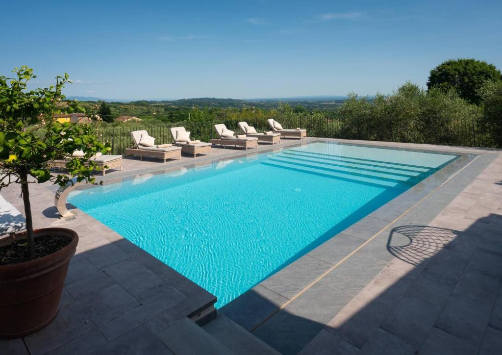 Villa Asti a luxury villa for enjoyment in Tuscany - 4