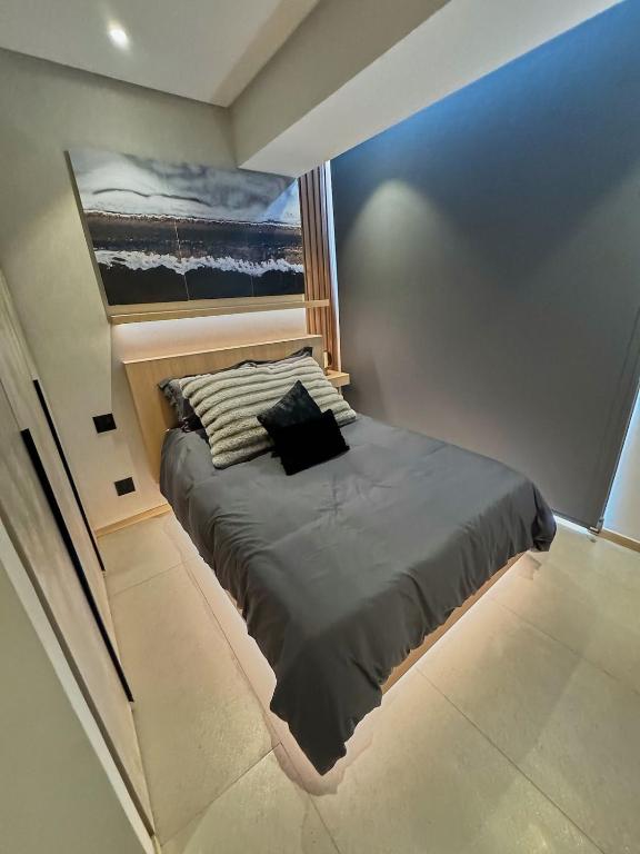 Apartment for 6 people with a pool, gym, coworking space, and parking - 4