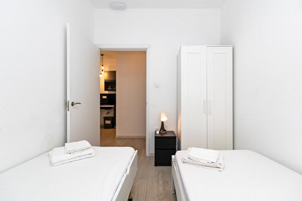 Apartamento 2 Hab Adaptado con AC junto al Hospital Arnau - 2