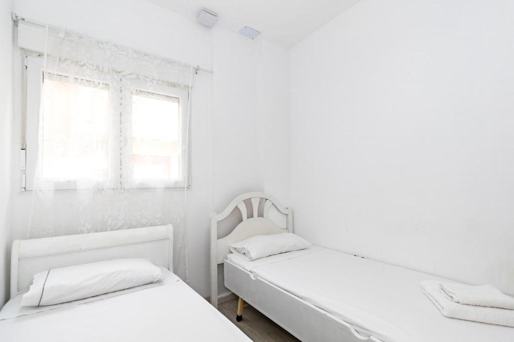 Apartamento 2 Hab Adaptado con AC junto al Hospital Arnau - 5