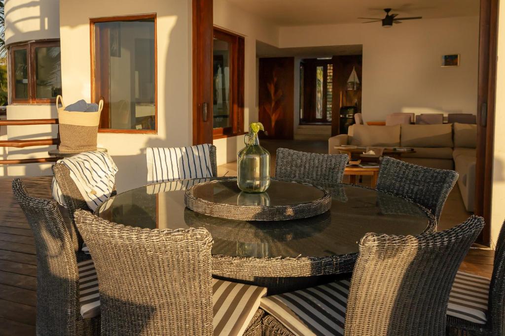 DK Luxury Ocean Front Villa - Adults Only - 3