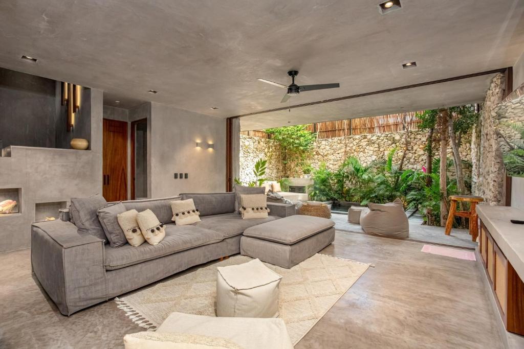 Spectacular Luxury Villa | 3BR | Private Pool - 2