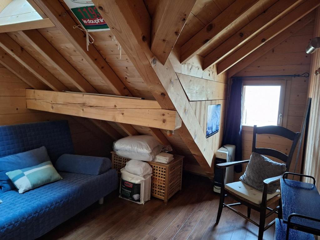 Cosy Alpine Retreat for Families and Groups in Huez - 2