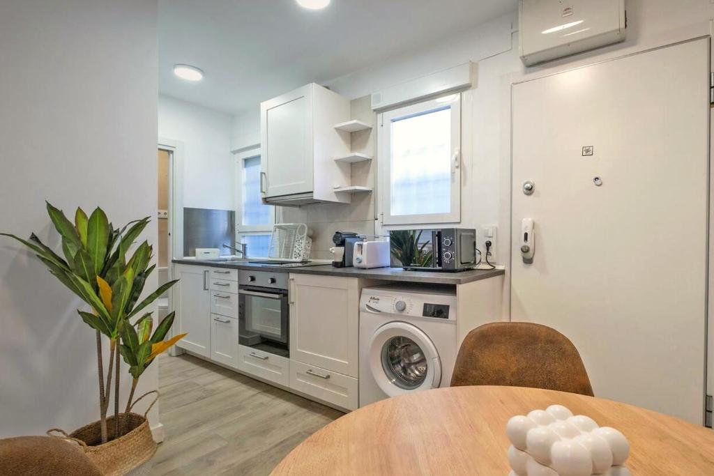 Refurbished apartment next to the Royal Palace Madrid - 5
