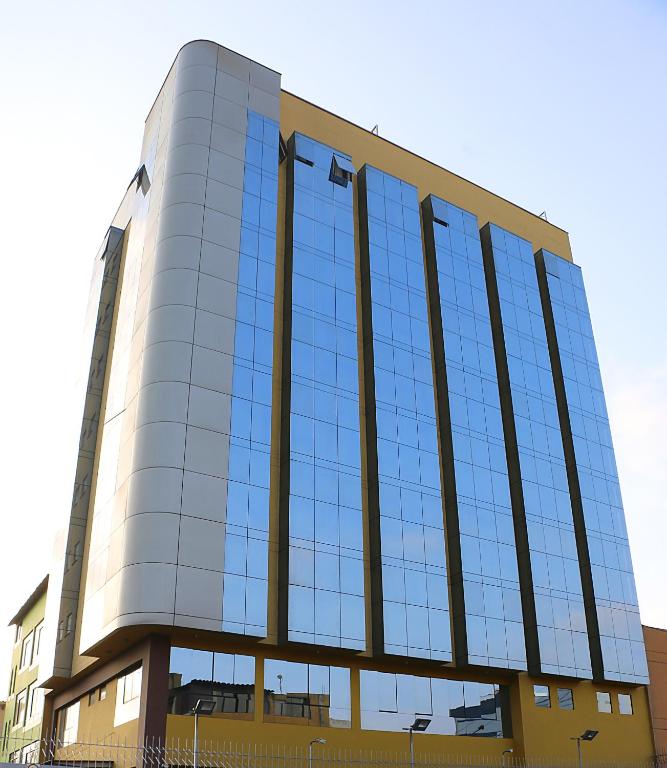 Reyna Hotel - 1