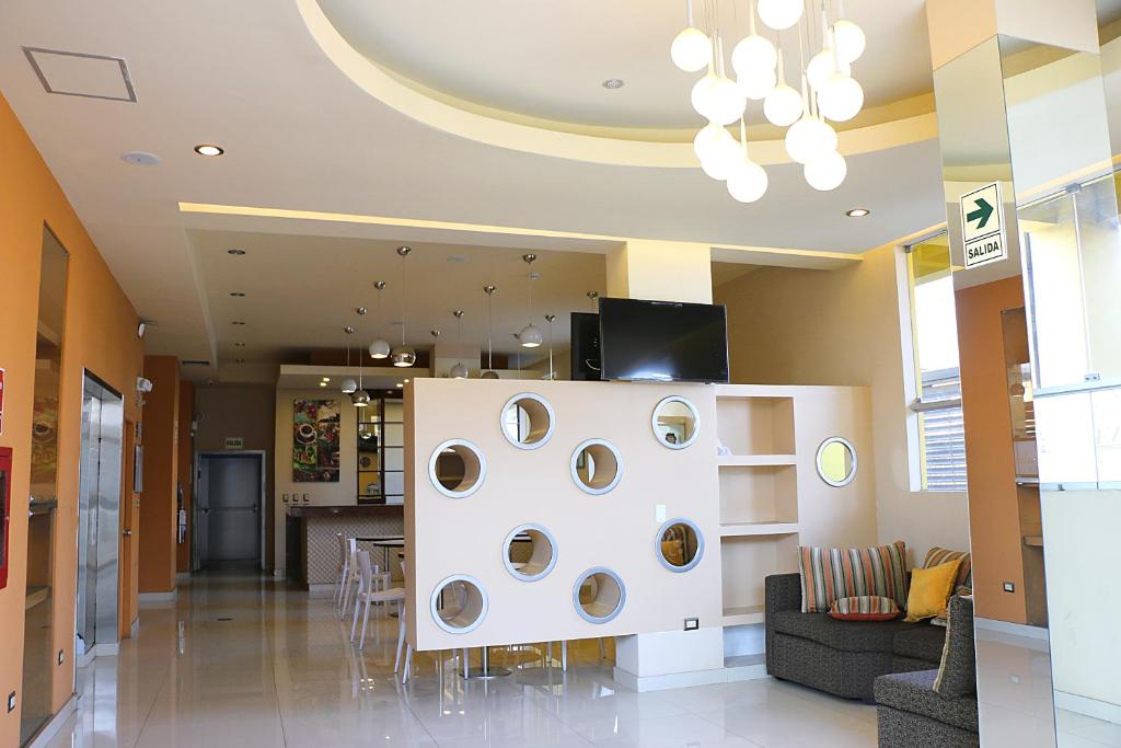 Reyna Hotel - 4
