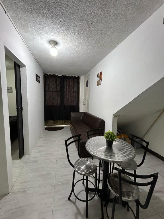 Habitación cerca al aeropuerto - 5