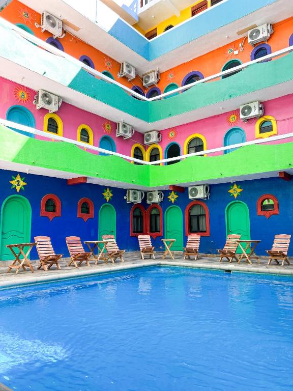 Kaia Beach Hotel - 4
