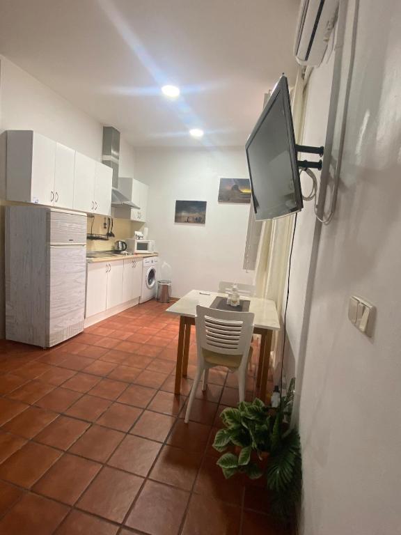 Charming apartment in downtown Madrid - 2