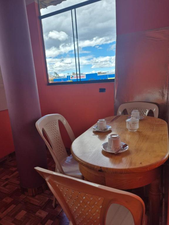 Mini apartment of 65m2 in a family home - 4