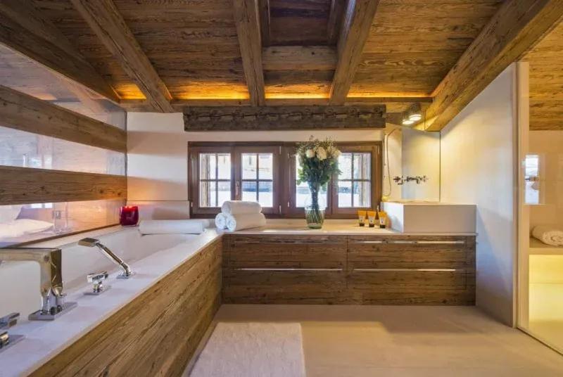Profitez de vacances de rêve dans une maison spacieuse et élégante pour tous vos proches - 2