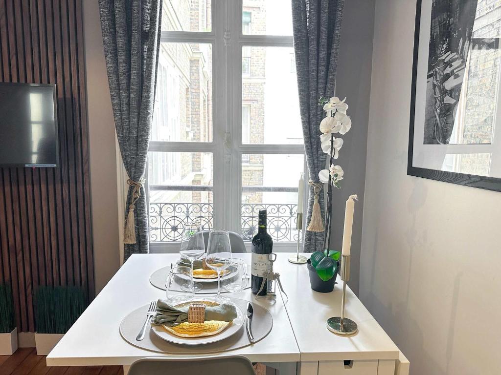Charming 4-Person Flat Heart of the Marais - 5