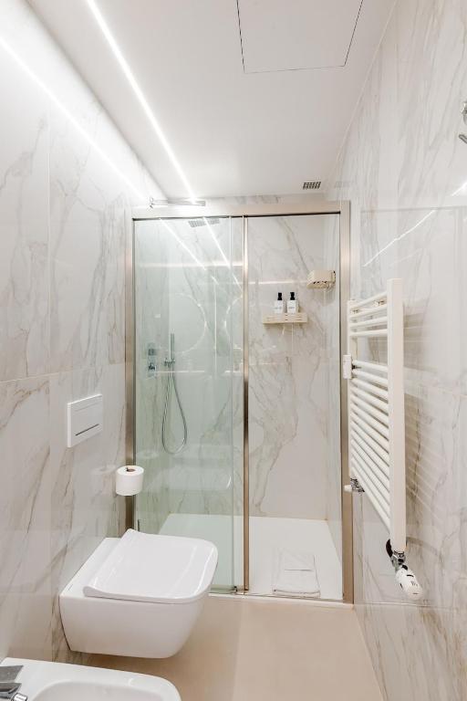 Spacious Apartment - M4 to Duomo - Free Garage - 4