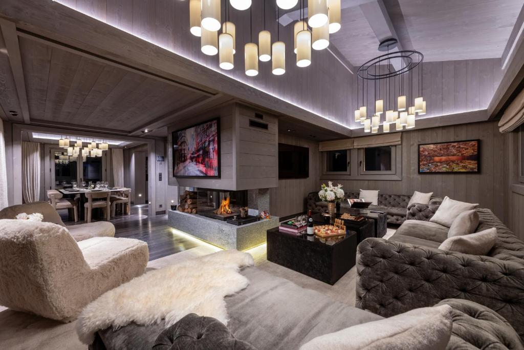 Chalet Crystal - 1